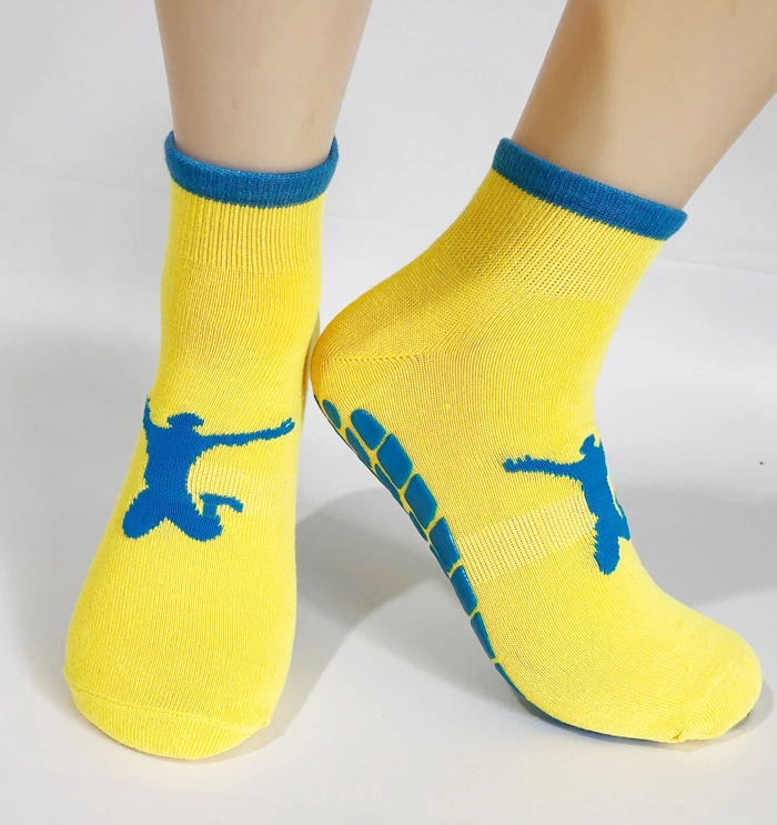 Trampoline Park Socks with Anti-Slip Printing on Foot